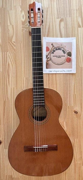 Montalbo - Classical 4/4 guitar - - Klassieke gitaar -