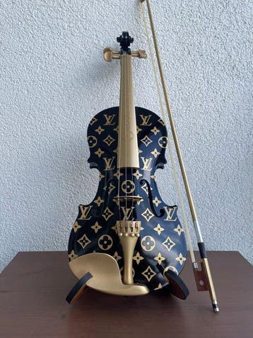J.Reinhardt - Custom Louis Vuitton Violin - Noir & Gold