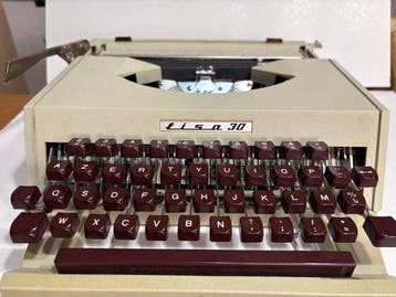 Antares Lisa 30 - Machine à écrire - 1960-1970, Antiquités & Art