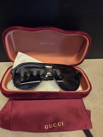 Gucci - GG0688S - Lunettes de soleil, Handtassen en Accessoires, Zonnebrillen en Brillen | Dames, Nieuw