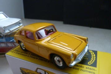 Dinky Toys Atlas 1:43 - Modelauto (2) - Honda S800 et Simca