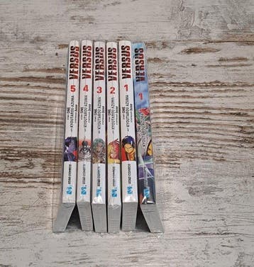 Versus - Italian edition - 6 Comic, Boeken, Stripverhalen, Nieuw