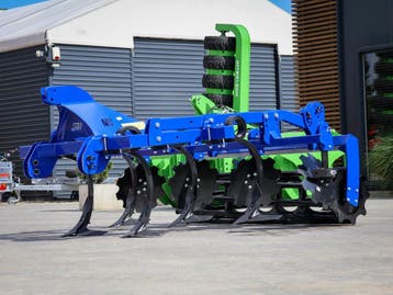 Déchaumeur à dents 2,2m 2,6m 3m avec rouleau tubulaire, Articles professionnels, Verzenden