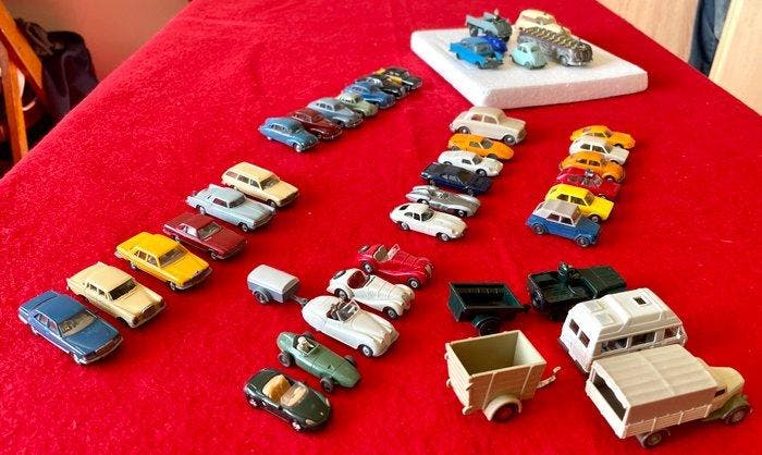 Wiking, Siku - Modelauto (42) - Konvolut 42 Objekte -, Hobby & Loisirs créatifs, Voitures miniatures | 1:5 à 1:12