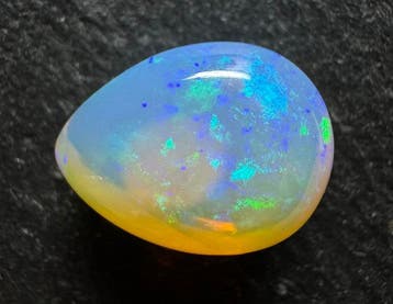 Opaal Cabochon- 2 g