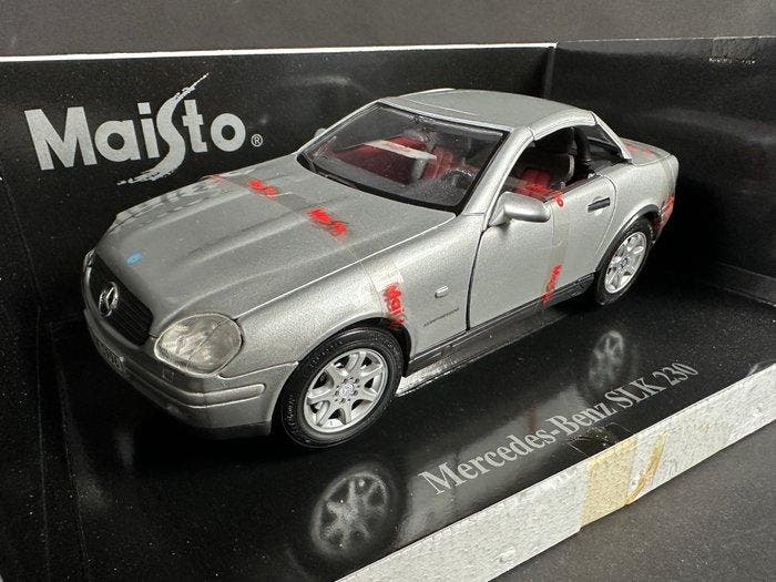 Maisto 1:18 - Model cabriolet - Mercedes-Benz SLK 230, Hobby & Loisirs créatifs, Voitures miniatures | 1:5 à 1:12