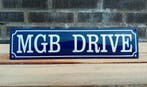 MG B Drive, Verzenden