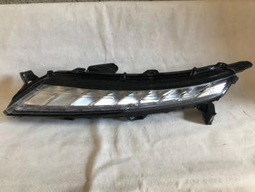 Mitsubishi Eclipse Cross 2021 LIFT FULL LED DRL Links, Verzenden, Gebruikt