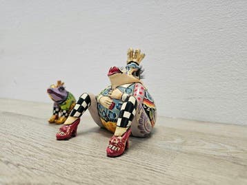 Toms Company - Tom Smetsers (XX) - sculptuur, Toms Drag -