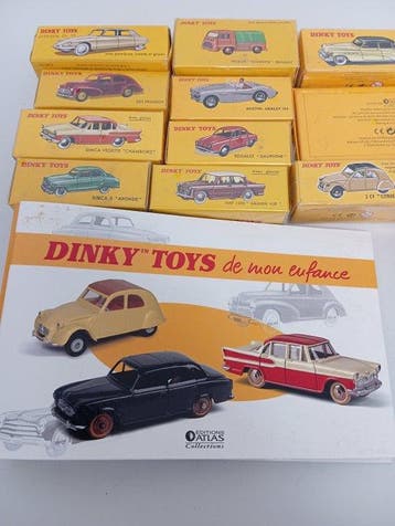Dinky Toys 1:43 - Voiture miniature - Lot de 12 miniatures, Nieuw