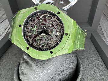 Hublot - CHRONOGRAPH ORLINSKI GREEN CERAMIC 45MM LIMITED -, Nieuw