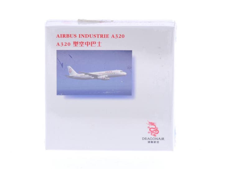 Schaal 1:500 Herpa 501700 Dragonair Airbus A320-200 Reg...., Hobby en Vrije tijd, Modelbouw | Vliegtuigen en Helikopters, Zo goed als nieuw