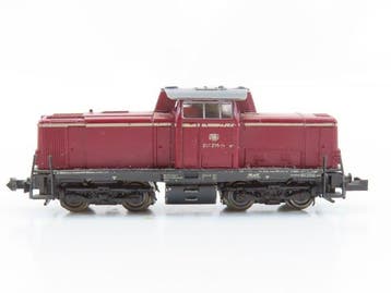 Minitrix N - 2048 - Locomotive diesel (1) - BR 212 - DB, Hobby en Vrije tijd, Nieuw