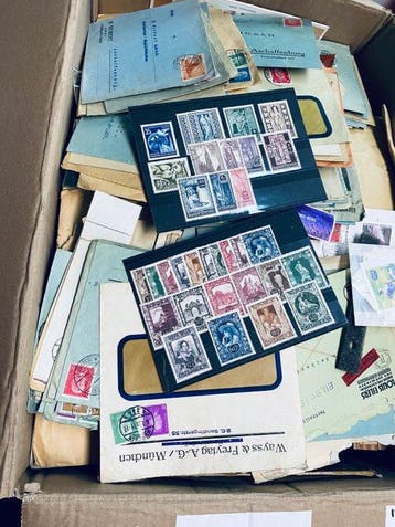 Wereld - Stampvolle Verhuisdoos Magazijn Opruiming!, Gestempeld