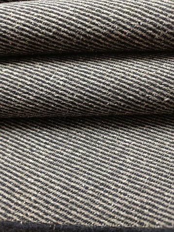 B129 - 790 x 155 cm - Bellissimo Twill in 100% pura lana -