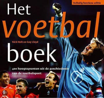 VOETBALBOEK 9789068683875 N. Holt, Verzenden, Gelezen, N. Holt
