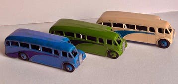 Dinky Toys 1:43 - Bus miniature (3) - 3 x Dinky Toys coach, Hobby en Vrije tijd, Nieuw