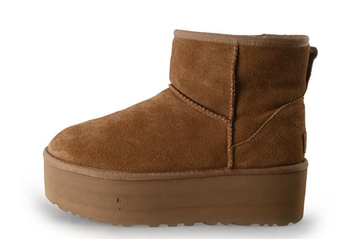 Ugg Laarzen in maat 39 Bruin, Kleding | Dames, Schoenen, Bruin, Zo goed als nieuw, Hoge laarzen, Verzenden