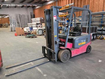 Nichiyu (Nippen Yusoki) FBC25PN-70BC470M Heftruck., Doe-het-zelf en Bouw, Zonnepanelen en Toebehoren, Ophalen, Nieuw