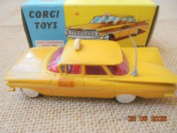 Corgi - Voiture miniature - 221 Chevrolet Impala Taxi Cab
