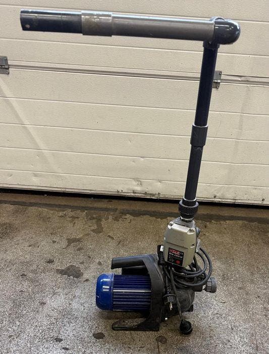 Renkforce waterpomp JGP-JH-1200 en Drukregelaar BRIO 2000-M, Articles professionnels, Aménagement de Bureau & Magasin | Commerce & Inventaire
