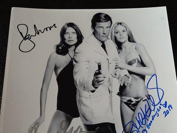 James Bond 007: The Man with the Golden Gun - Sir Roger, Nieuw