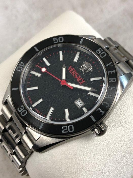 Versace - V-Dome - VE8E007 24 - Heren - 2020+, Handtassen en Accessoires, Horloges | Heren