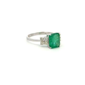 Ring - 14 karaat Witgoud - 2.13ct. tw. Smaragd - Diamant, Nieuw