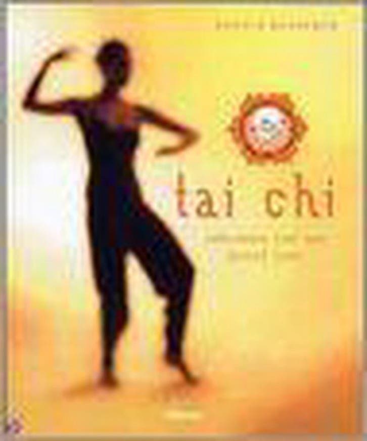 Tai chi 9789057646492 R. Robertson, Boeken, Esoterie en Spiritualiteit, Zo goed als nieuw, Verzenden