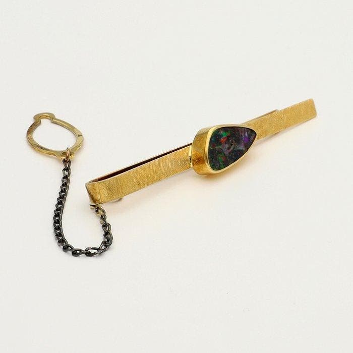Zonder minimumprijs - Dasspeld - 18 karaat Geel goud - Opaal, Handtassen en Accessoires, Antieke sieraden