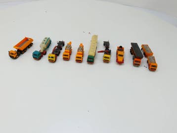 Schaal H0 set Kibri automodellen #3028 (1:87), Ophalen of Verzenden, Gebruikt, Analoog