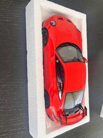 Minichamps 1:18 - Modelauto - Porsche 911 GT3 RS - Red zeer