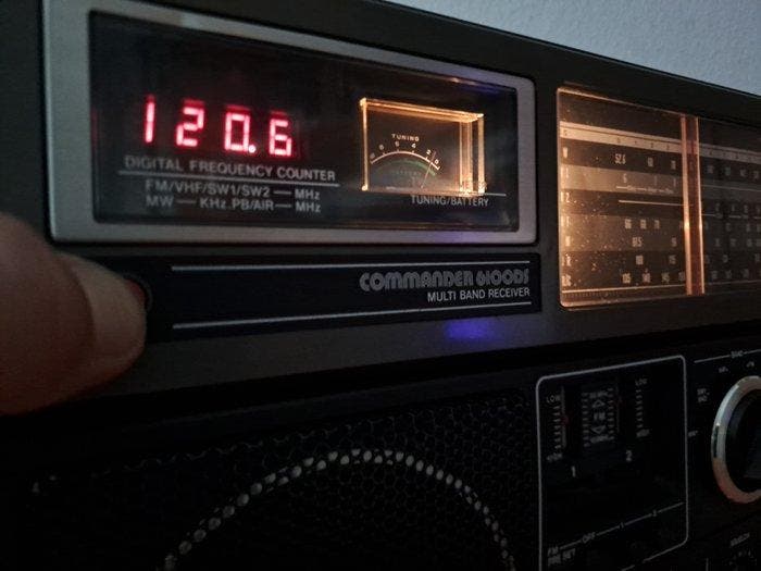 Commander - 6100DS Wereldradio, TV, Hi-fi & Vidéo, Radios