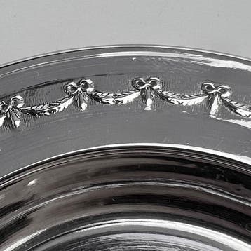 Sous-verre - guirlande à rubans et nœuds - Argent 950 - plat