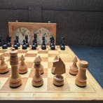 Schaakspel - DDR + Garde schaakklok, Antiek en Kunst