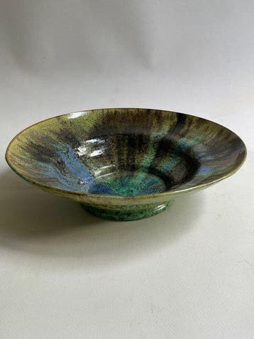 W.C. Brouwer - Schaal - Keramiek - D. 28 cm