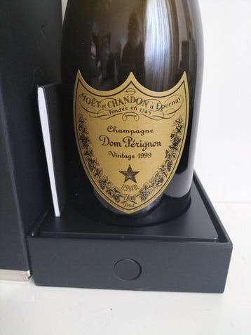 1999 Dom Pérignon - Champagne Brut - 1 Fles (0,75 liter), Nieuw