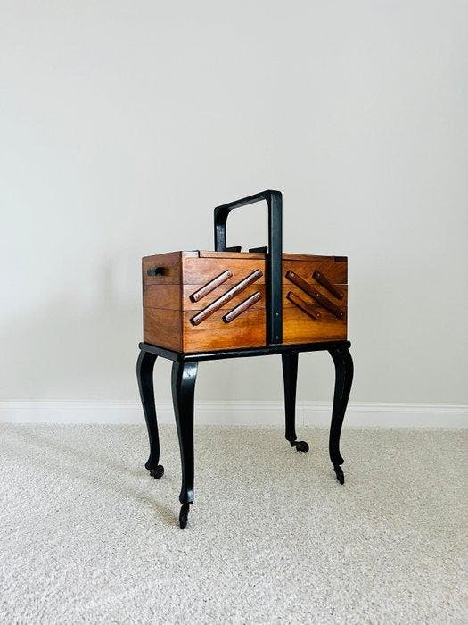 Naaidoos - Hout, Antiek en Kunst, Kunst | Designobjecten