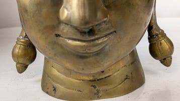 Een hoofd van Boeddha, - Hoofd van een figuur - Thailand