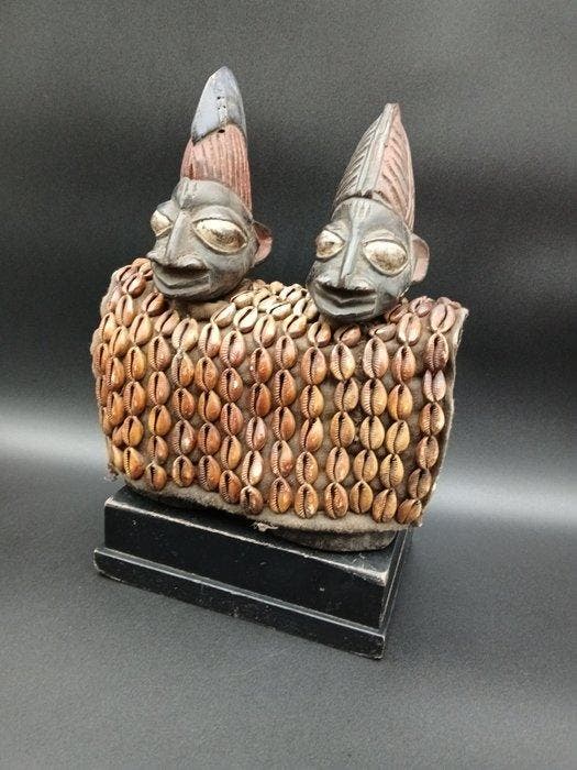 Een paar ibeji-tweelingen - Yoruba - Nigeria (Zonder, Antiek en Kunst, Kunst | Niet-Westerse kunst