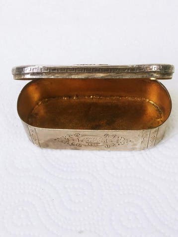 Boîte de tabac à priser - Plaqué argent et plaqué or -