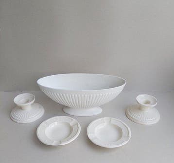 Wedgwood - John Goodwin - Vaas (5) - Edme mantelvaas,
