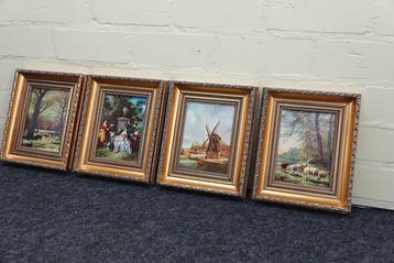 4 identieke sierlijke lijsten met prenten
