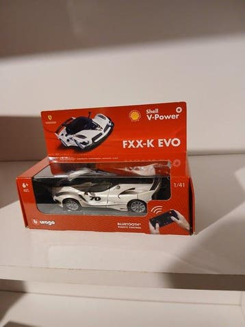 Bburago 1/41 - Modelauto (4) - Ferrari 488 GTE AF Corse #51, Hobby en Vrije tijd, Nieuw