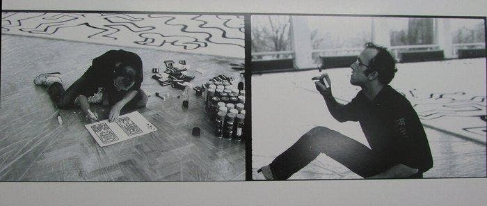 Chris Reinewald - Keith Haring at work, Amsterdam 1986, Antiek en Kunst, Kunst | Designobjecten