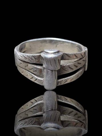 Époque Viking Militaire argenté éblouissant Bague