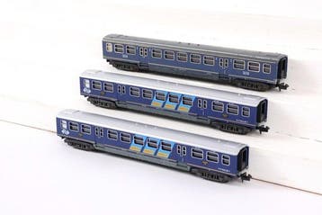 Minitrix N - Wagon de passagers pour trains miniatures (3) -, Nieuw