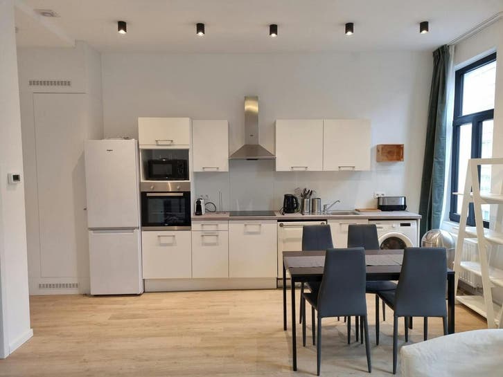 Appartement en Rue de Fiennes, Anderlecht, Immo, Appartementen en Studio's te huur