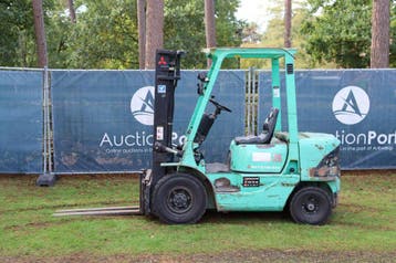 Veiling: Heftruck Mitsubishi FD25K Diesel 2500kg 3.3m 2000 (, Ophalen