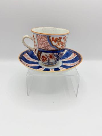 Chinese Imari Porcelain Cup & Saucer — Qianlong Period (c.